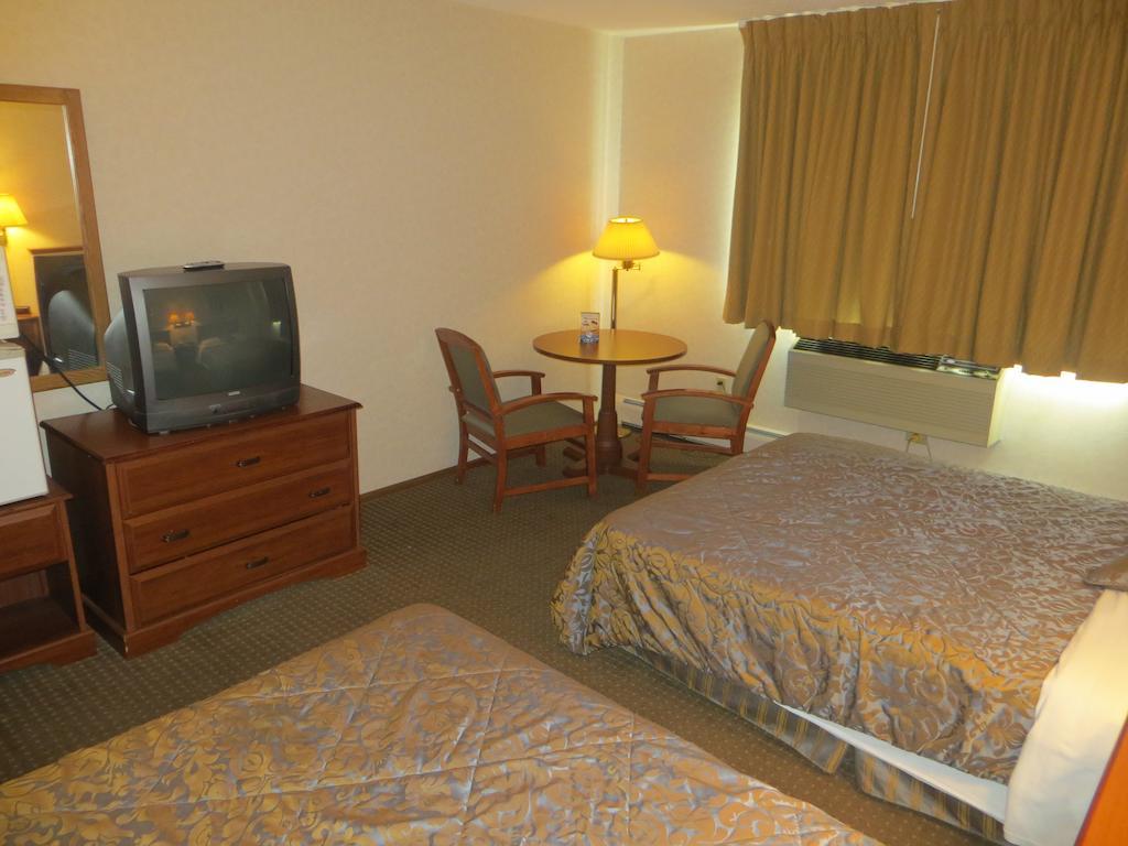 Ripon Welcome Inn And Suites Habitación foto